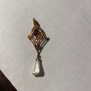 10k Victorian Lavalier Pendant